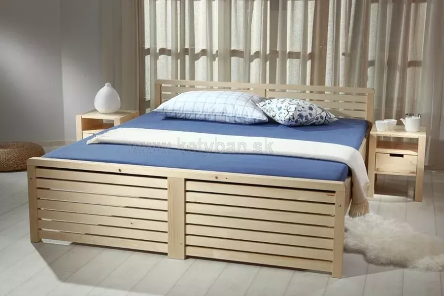 Drevená posteľ Thomas dvojlôžko, 200x180 cm, smrek