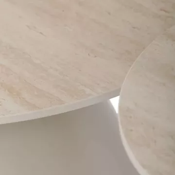 S�prava dvoch konferen�n�ch stolov TRV