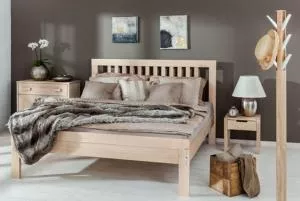Dřevěná postel Lettya