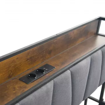 Kovov� poste� s �al�nen�m Nordo