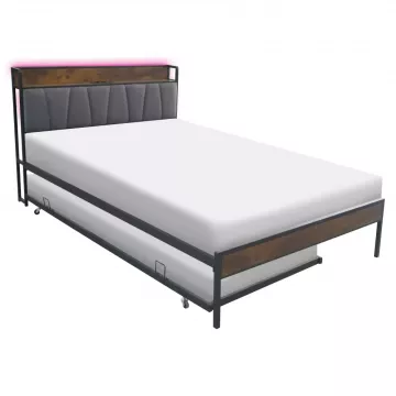 Kovov� poste� s �al�nen�m Nordo