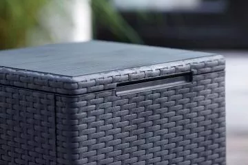 Multifunk�n� st�l s �lo�n�m boxom VIGO