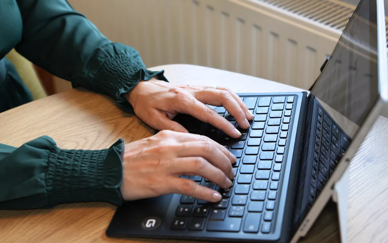 Napište nám e-mail, ketyban.sk Napište nám e-mail, ketyban.sk